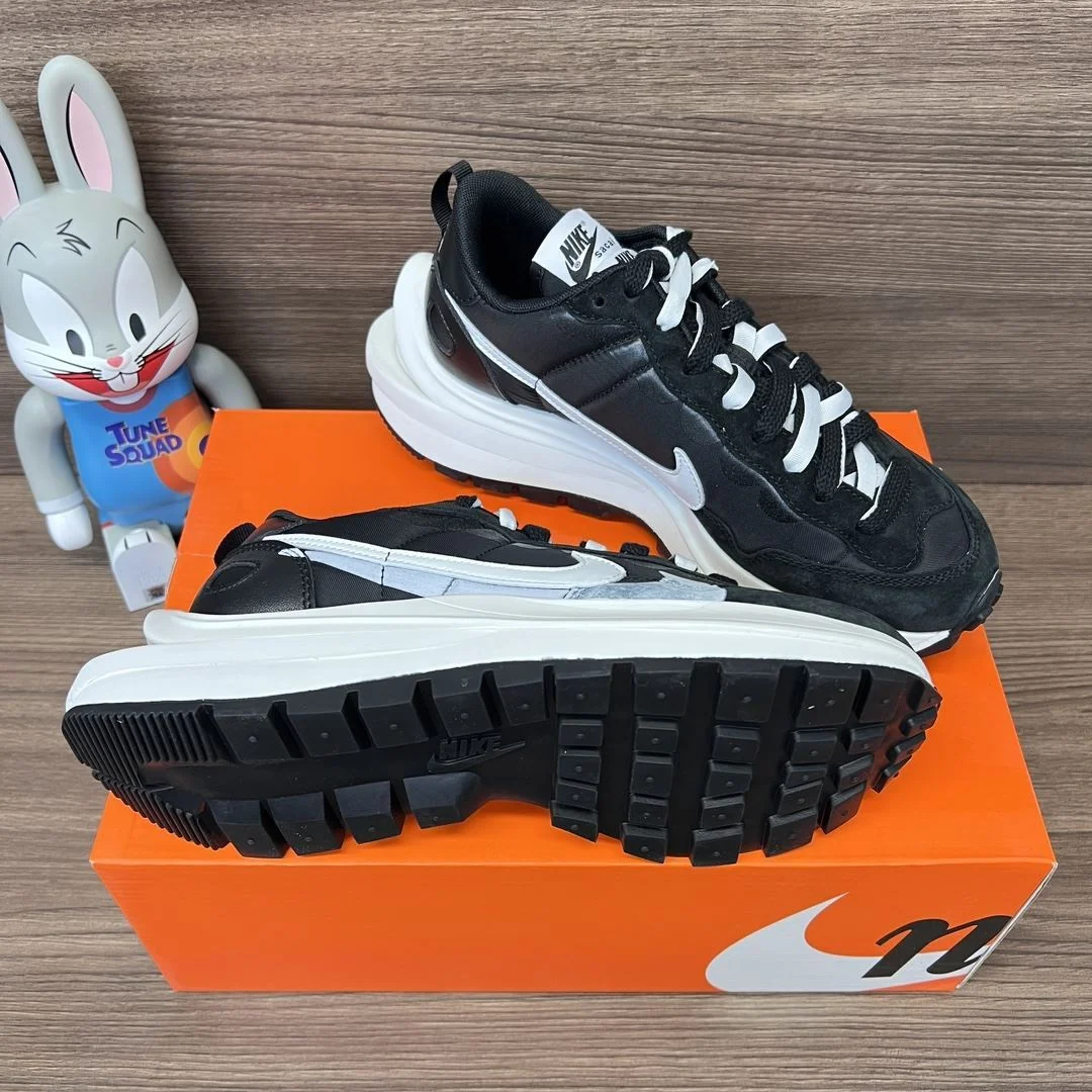 Neat Sacai x Nike VaporWaffle Shoes 33472