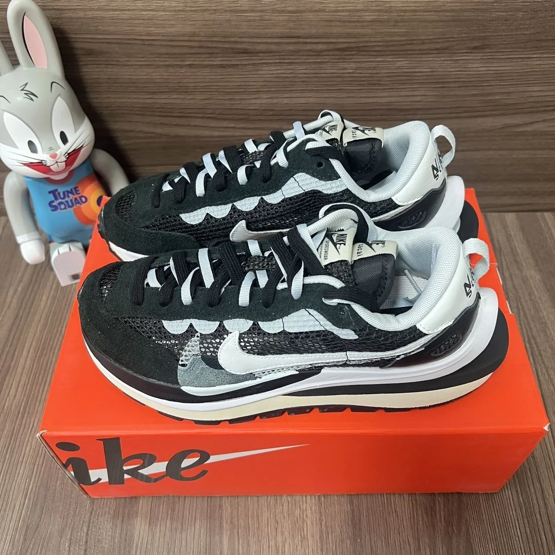 Sacai x Nike VaporWaffle Shoes Youthful 33461