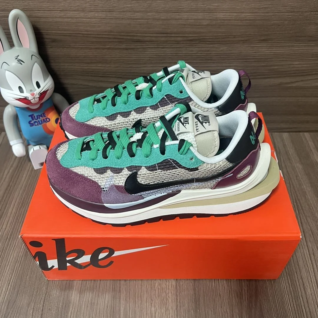 Cozy Sacai x Nike VaporWaffle Shoes 33474