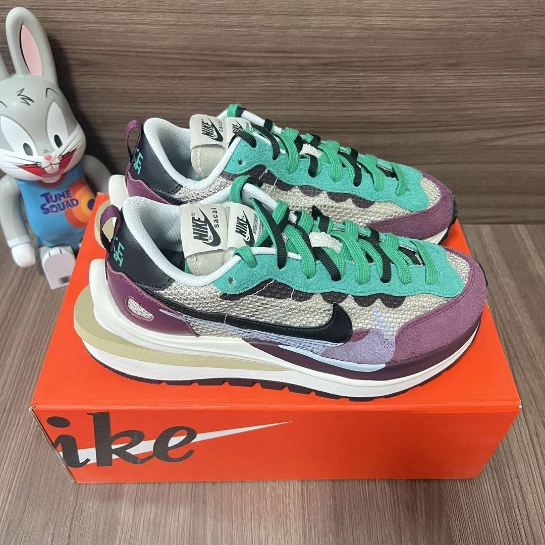 Cozy Sacai x Nike VaporWaffle Shoes 33474