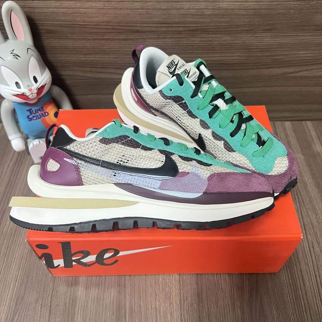 Cozy Sacai x Nike VaporWaffle Shoes 33474