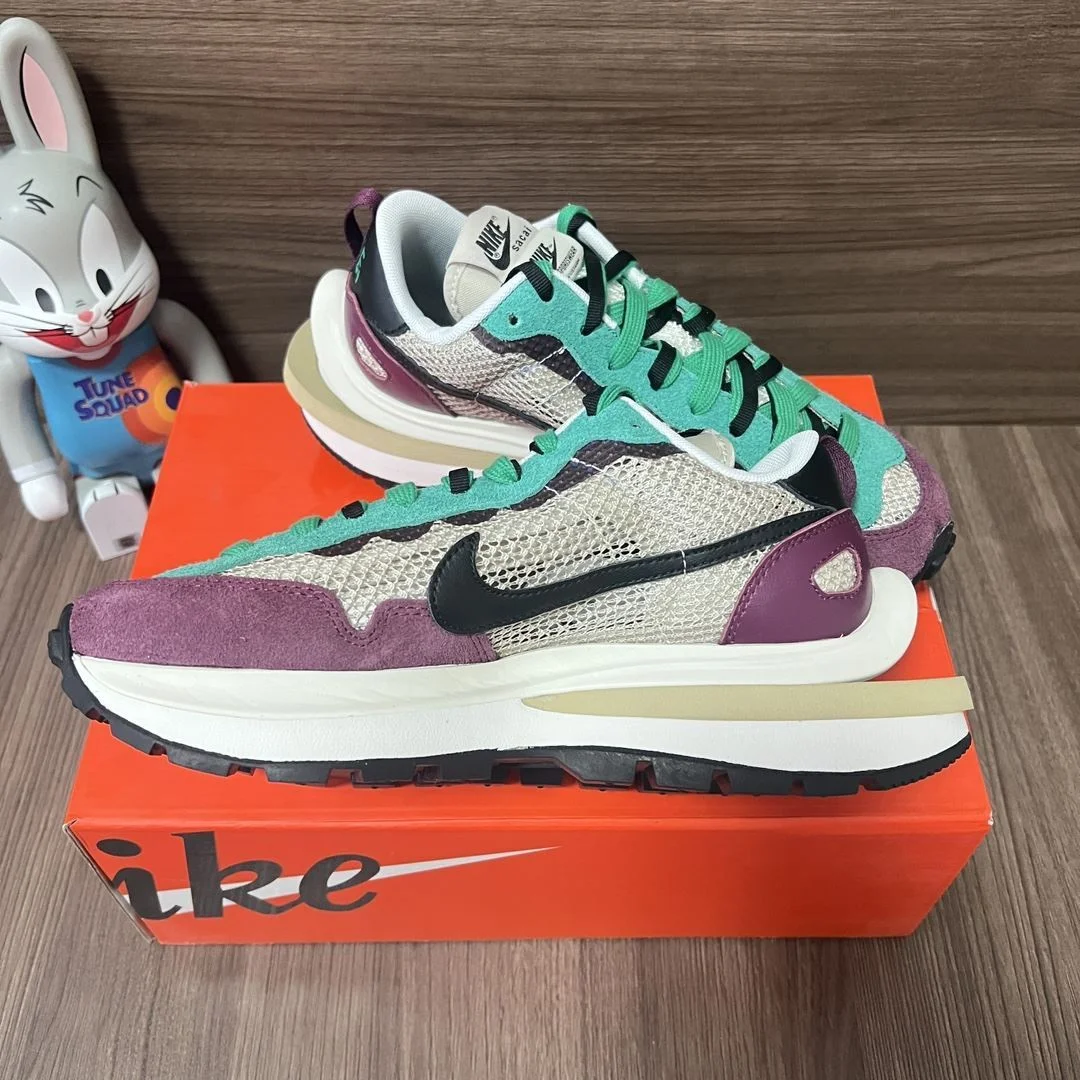 Cozy Sacai x Nike VaporWaffle Shoes 33474