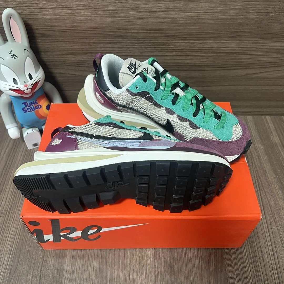 Cozy Sacai x Nike VaporWaffle Shoes 33474