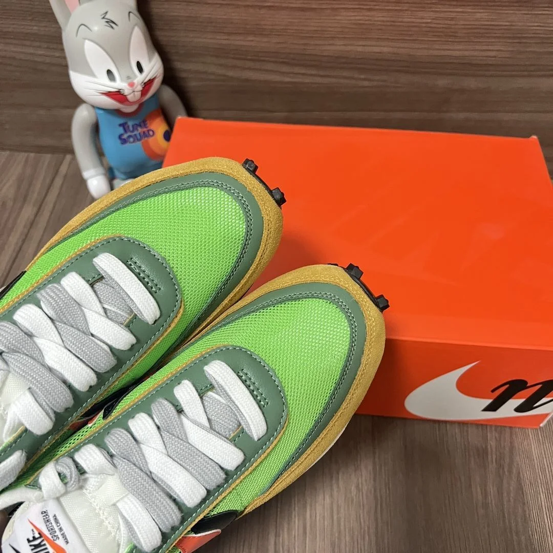 Sacai x Nike VaporWaffle Shoes FlexibleFit 33453
