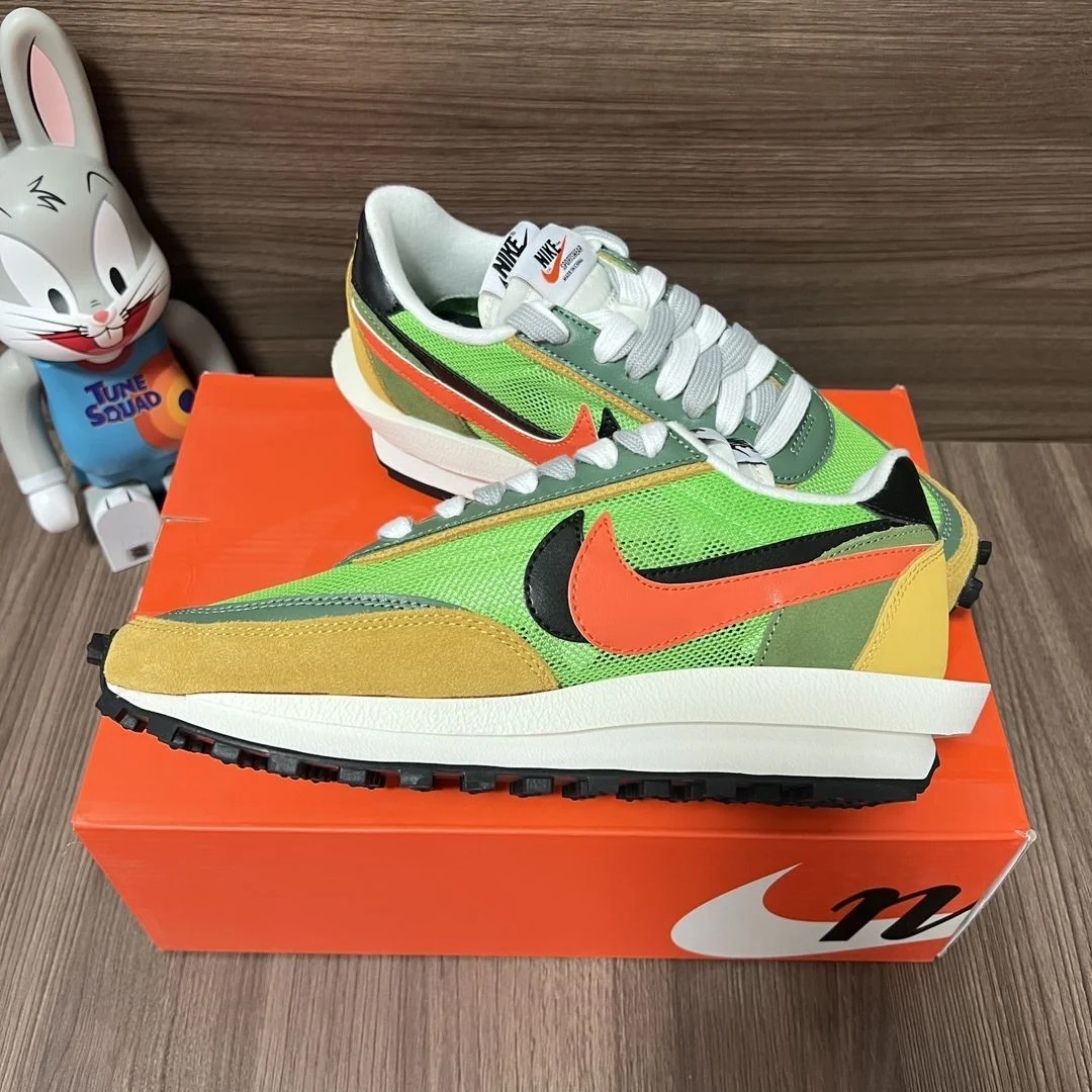 Sacai x Nike VaporWaffle Shoes FlexibleFit 33453
