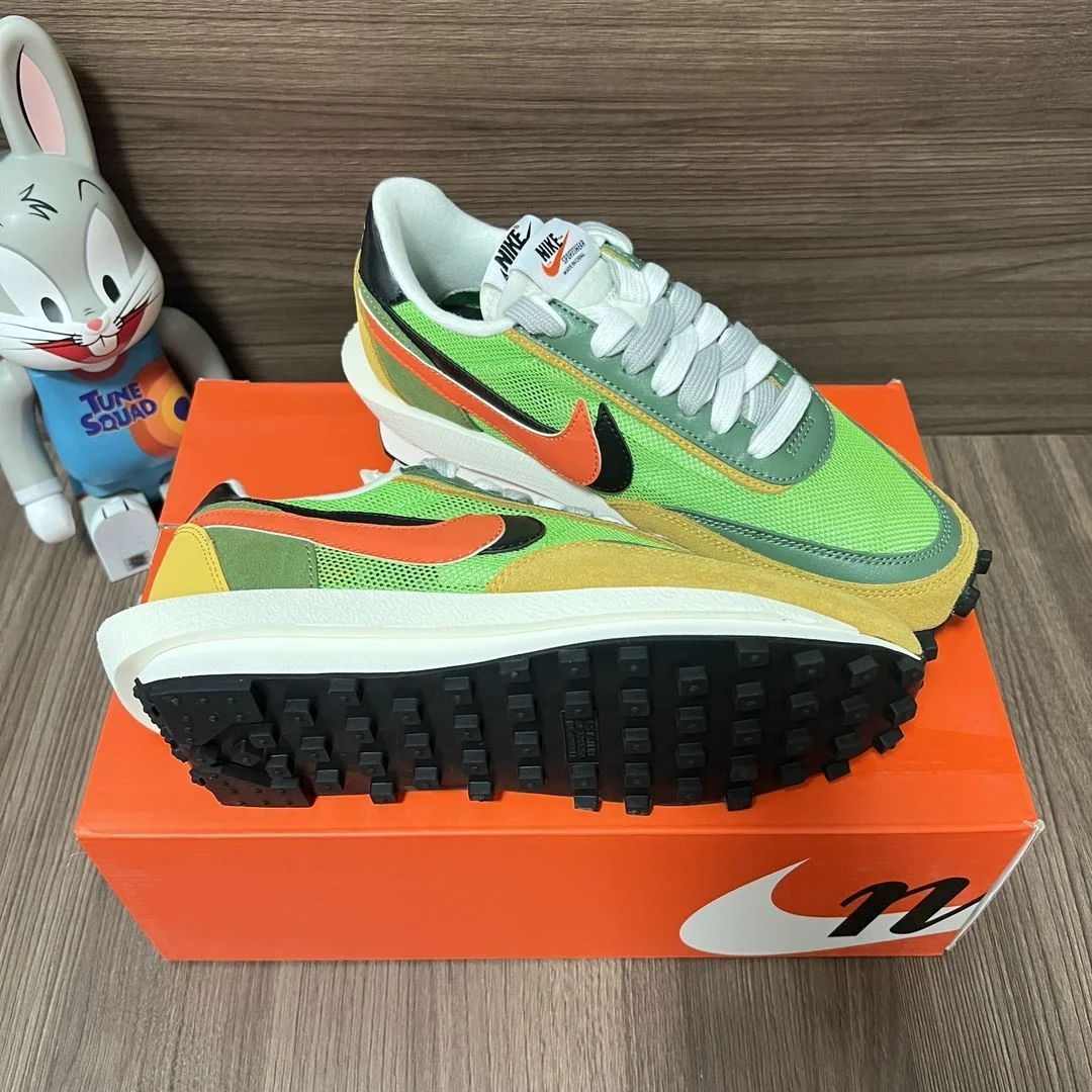 Sacai x Nike VaporWaffle Shoes FlexibleFit 33453