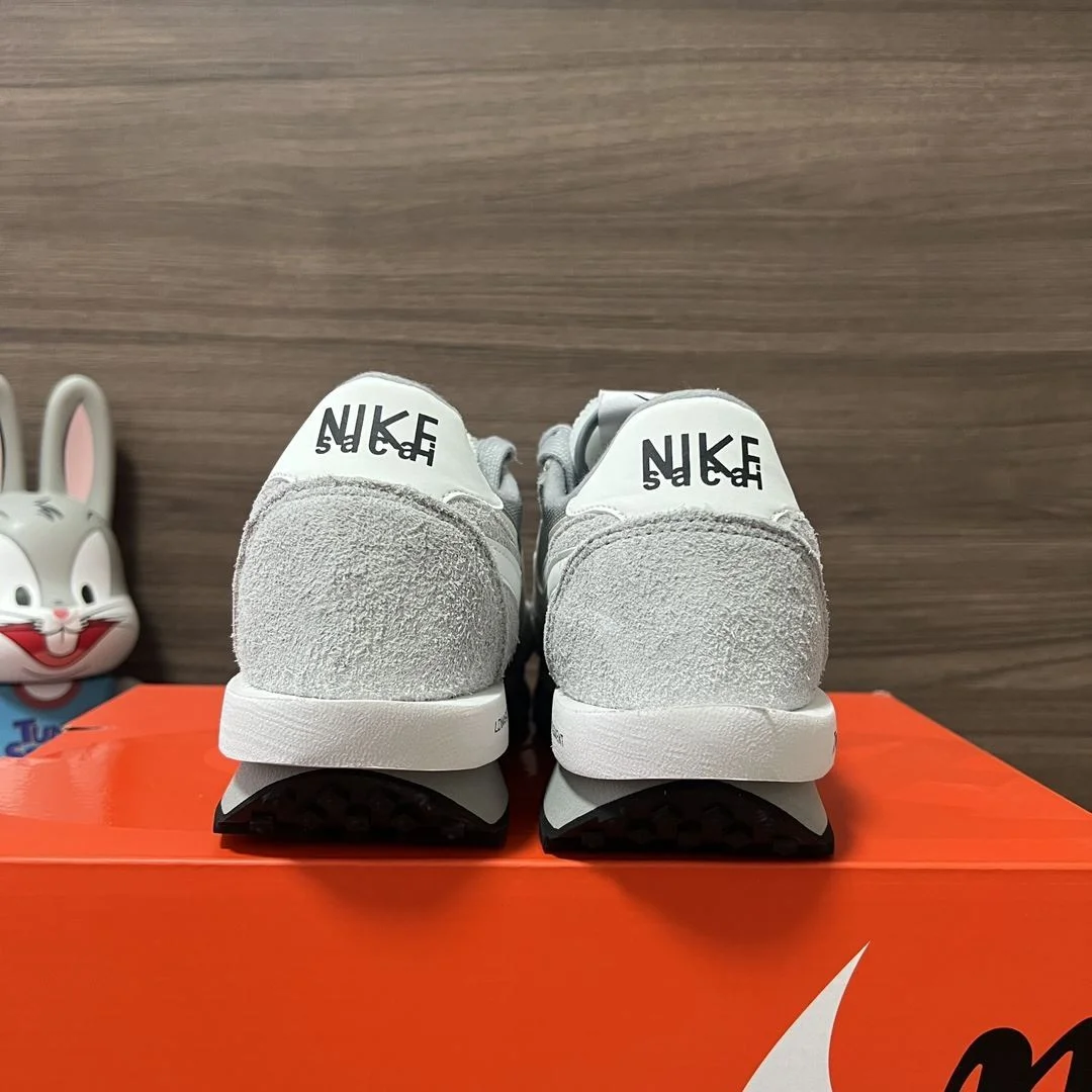 StreetReady Sacai x Nike VaporWaffle Shoes 33447
