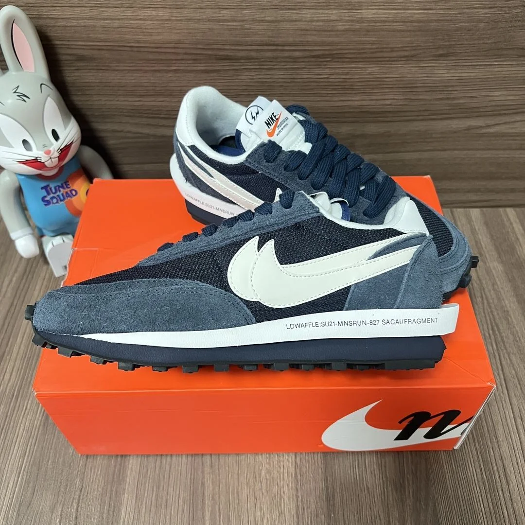 Sacai x Nike VaporWaffle Shoes Functional 33454