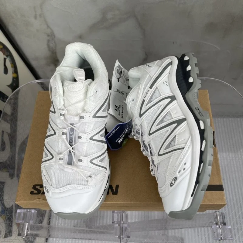 RelaxedFit Salomon Shoes 4103