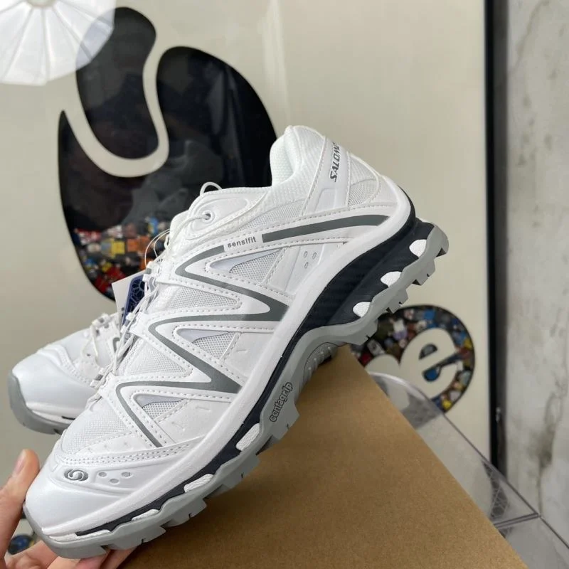 RelaxedFit Salomon Shoes 4103