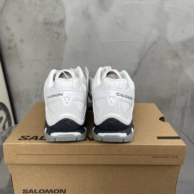 RelaxedFit Salomon Shoes 4103