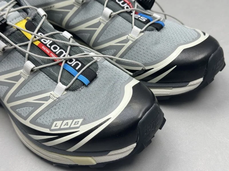 Sporty Salomon Shoes 4119