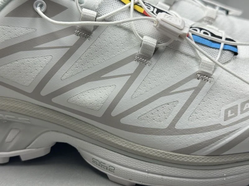 Salomon Shoes Modern 4074