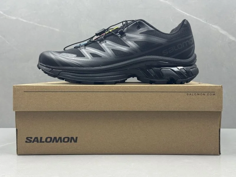 WaterResistant Salomon Shoes 4081