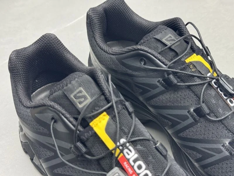 WaterResistant Salomon Shoes 4081