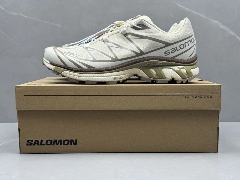 MoistureWicking Salomon Shoes 4082
