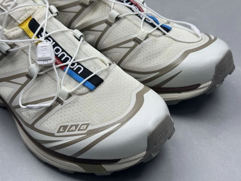 MoistureWicking Salomon Shoes 4082