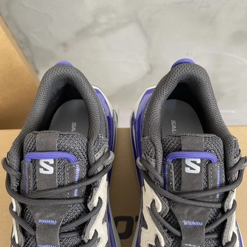 Modern Salomon Shoes 4123