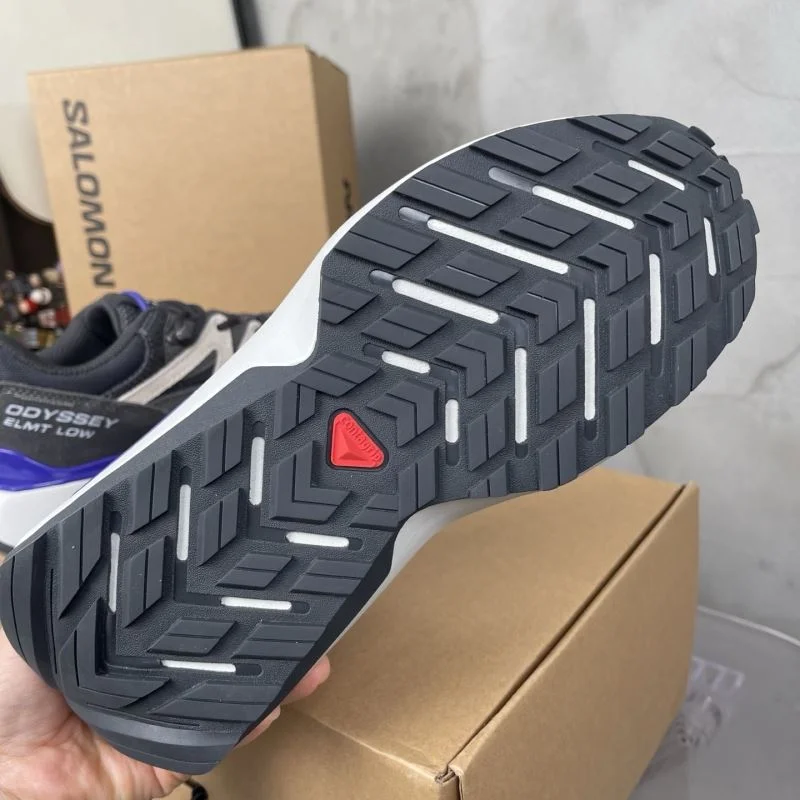 Modern Salomon Shoes 4123