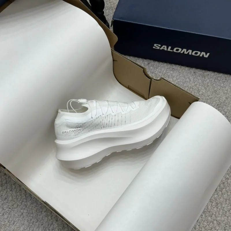 Salomon Shoes Resilient 7312