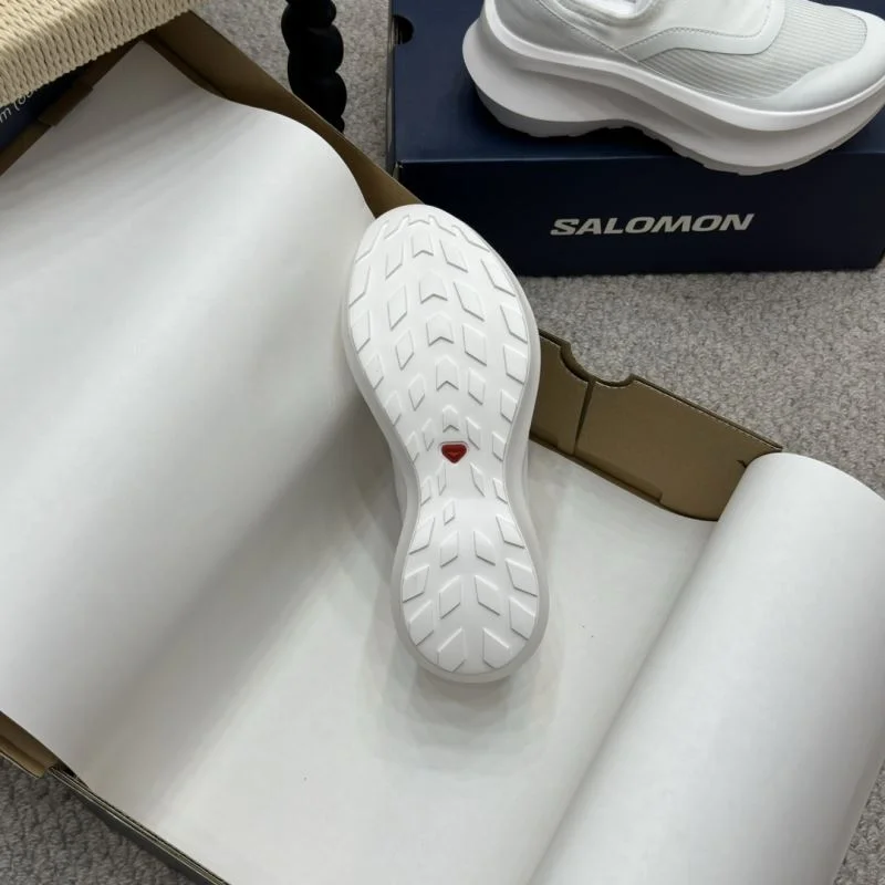 Stylish Salomon Shoes 7304