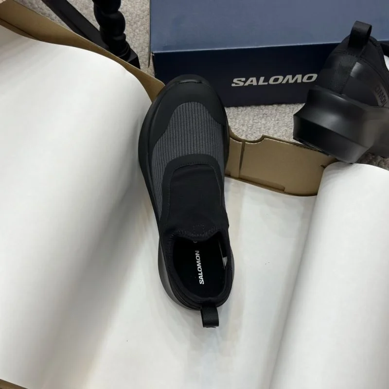 MoistureWicking Salomon Shoes 7363