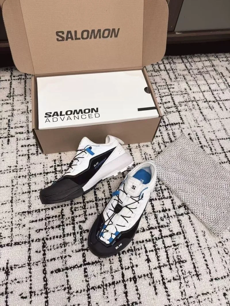 Lightweight Salomon Shoes 8937