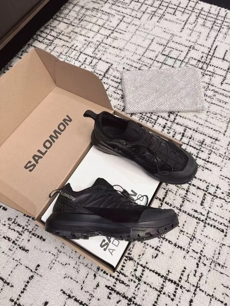 Stylish Salomon Shoes 8929