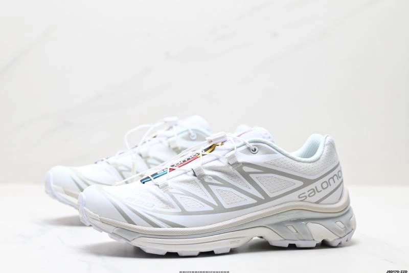 Chic Salomon Shoes 2918