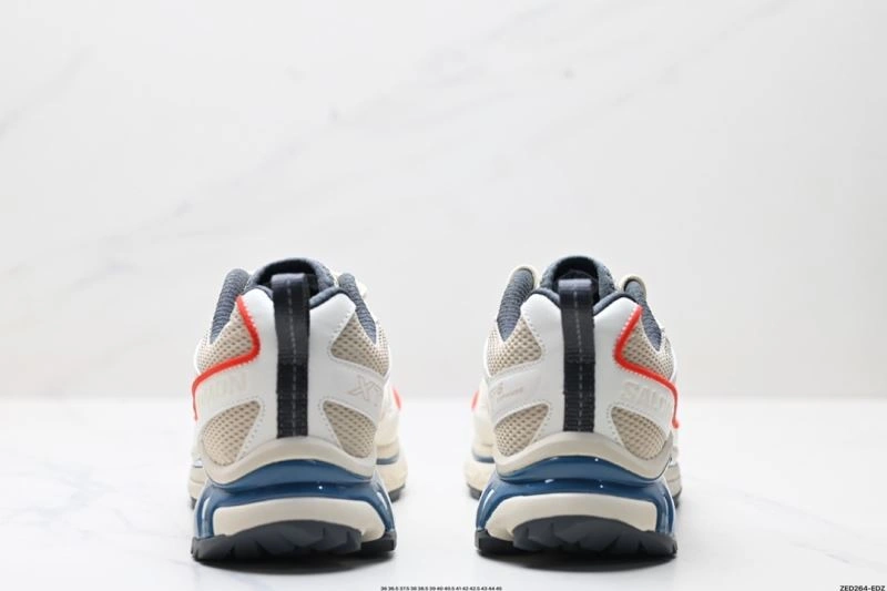 Salomon Shoes Classic 2903