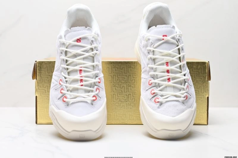 Sporty Salomon Shoes 2908