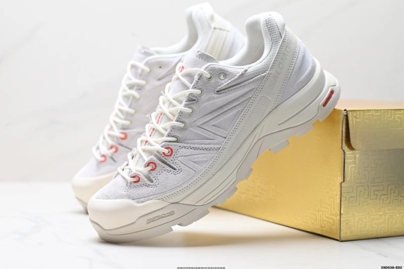 Sporty Salomon Shoes 2908
