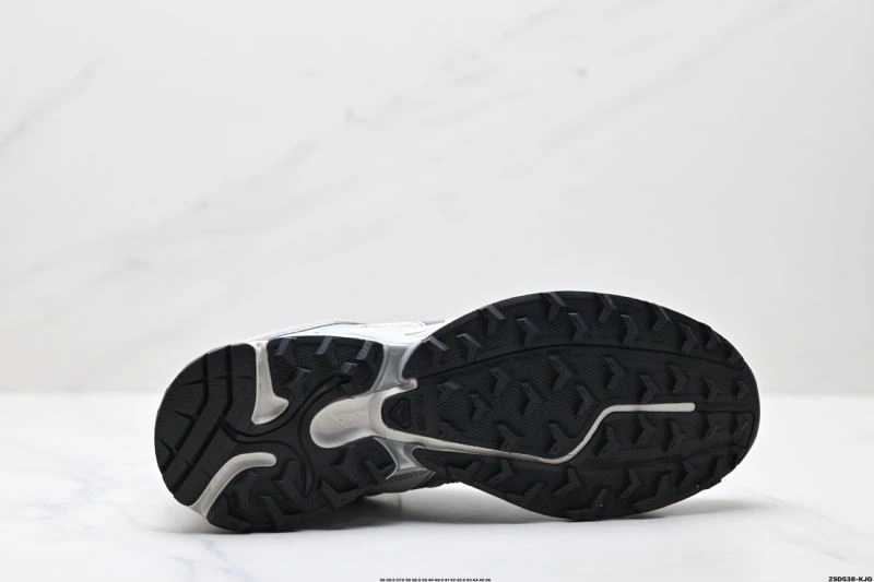 Stylish Salomon Shoes 2896