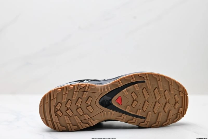 Salomon Shoes Snug 2884