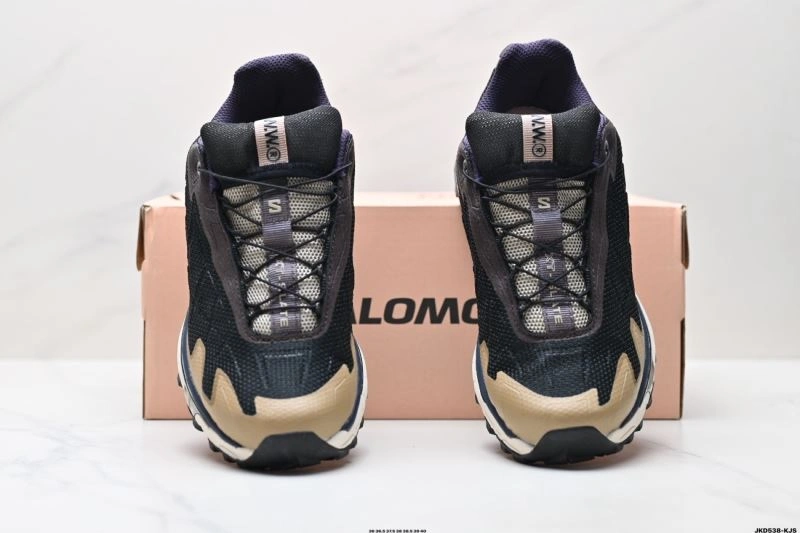 Salomon Shoes ModernLook 1736
