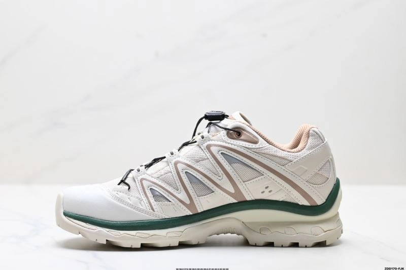 Salomon Shoes Bright 1720