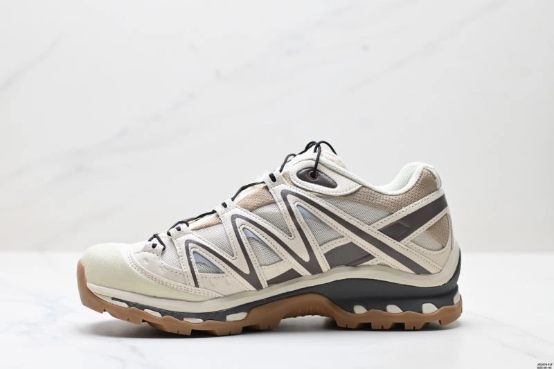 WellDesigned Salomon Shoes 1713
