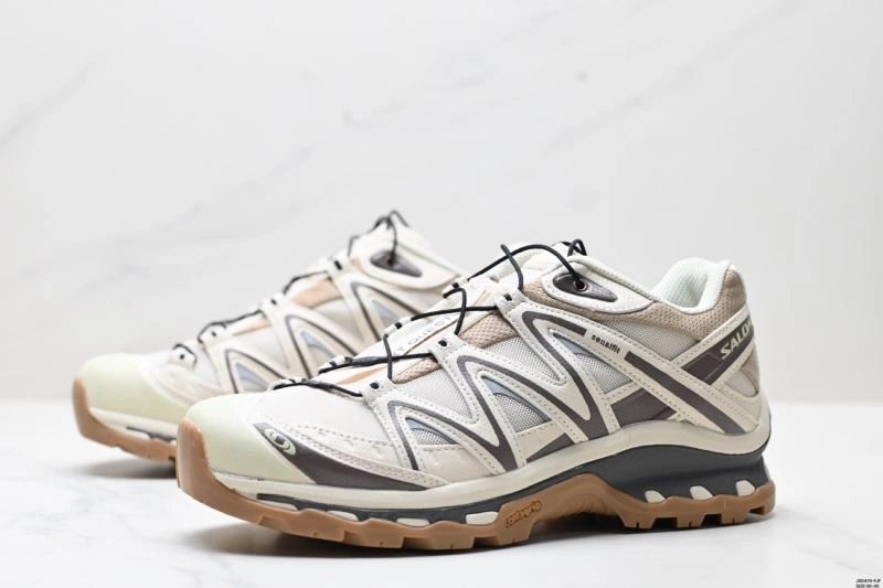 WellDesigned Salomon Shoes 1713