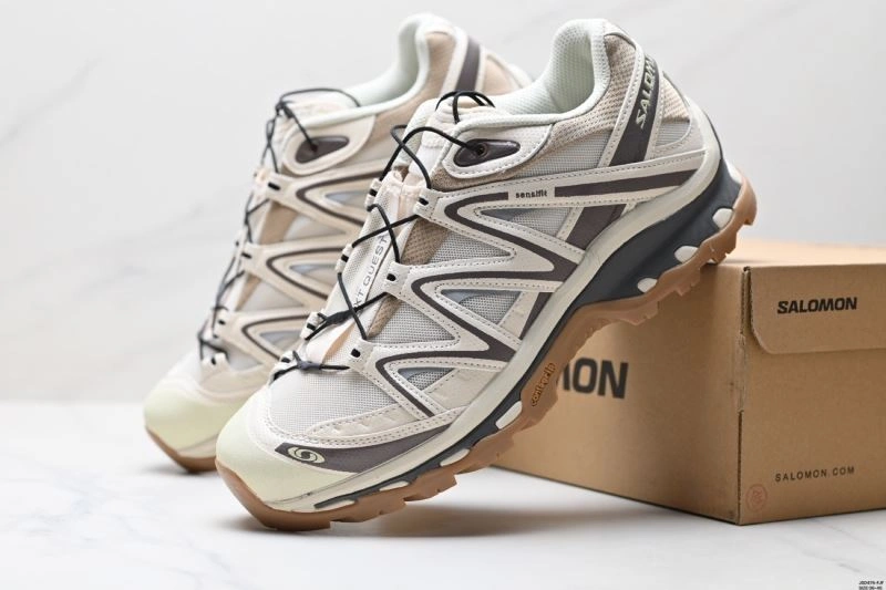 WellDesigned Salomon Shoes 1713