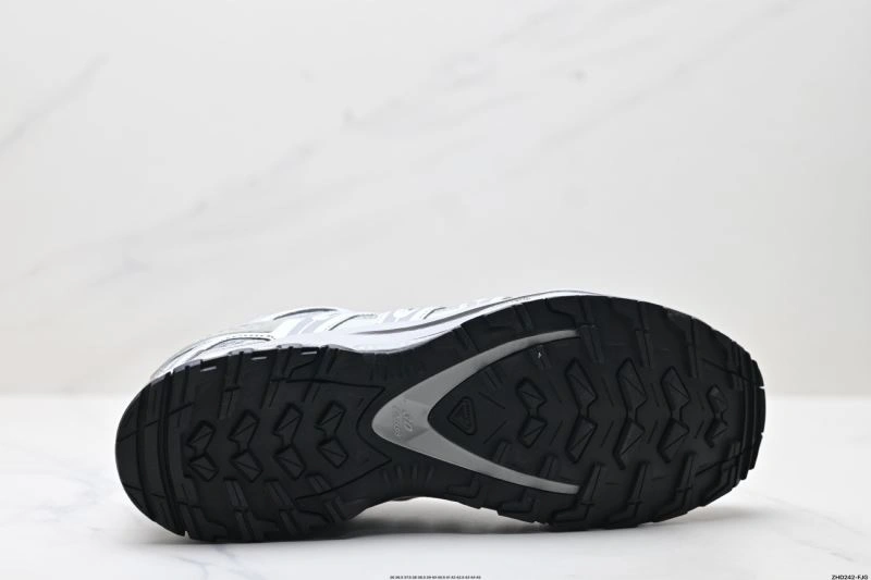 Stylish Salomon Shoes 1708
