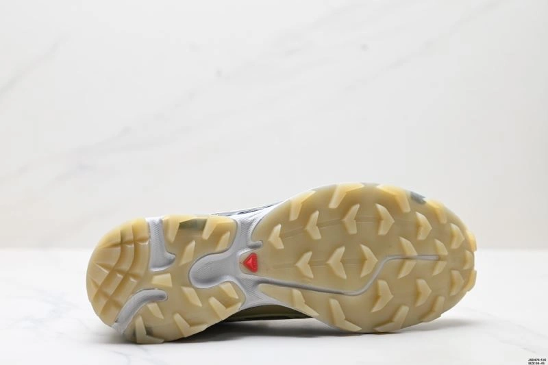 Vibrant Salomon Shoes 1709