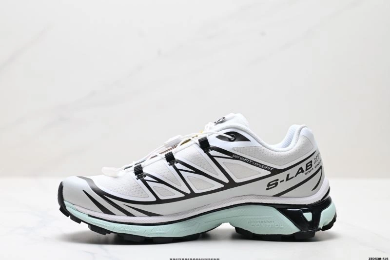 Flexible Salomon Shoes 1696