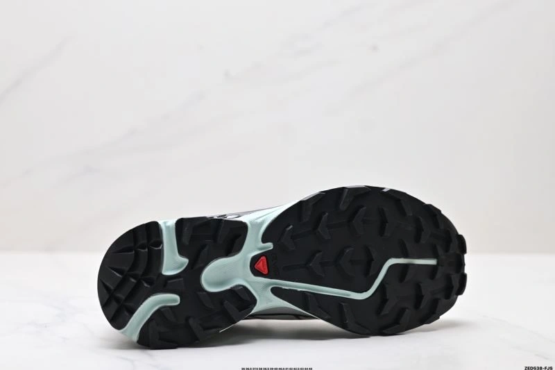 Flexible Salomon Shoes 1696