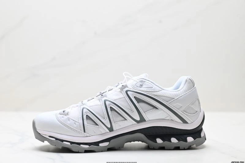 Salomon Shoes Cozy 1704