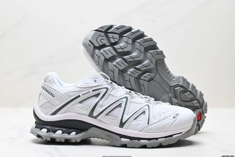Salomon Shoes Cozy 1704