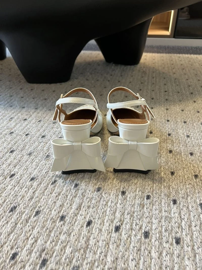 TechFriendly Shushutong Sandals 11270