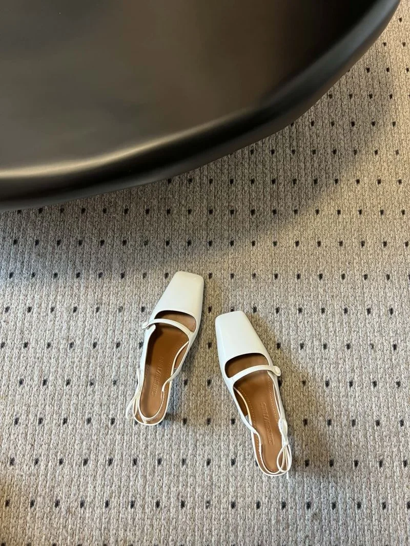 Minimalist Shushutong Sandals 11269