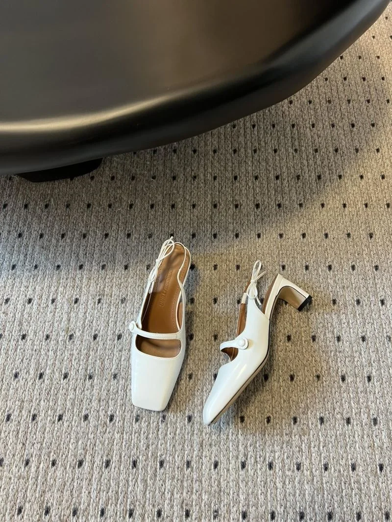 Minimalist Shushutong Sandals 11269