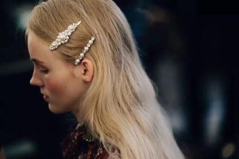 Seasonal Simone Rocha Hairpins 209088