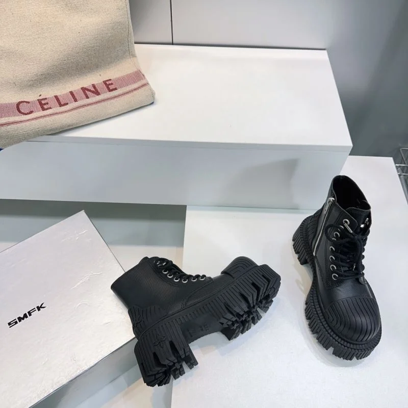 Classic Smfk Boots 8936